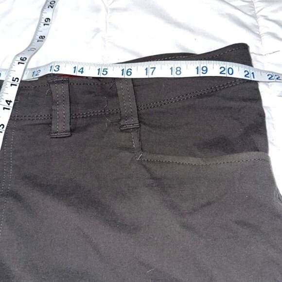 Wrangler Mens Cargo Shorts Size 40 Gray Stretch Relaxed Fit Lightweight Outdoor - Picture 8 of 9